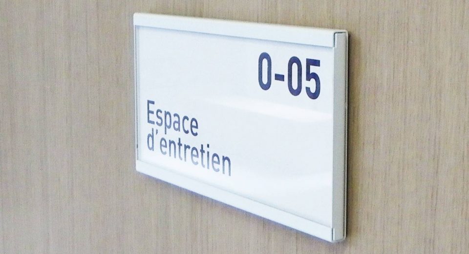 Palais de Justice de Béziers France Signalétique